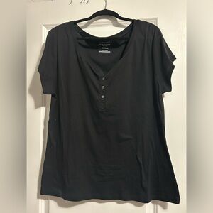 Old Navy Classic Black Tee XXL